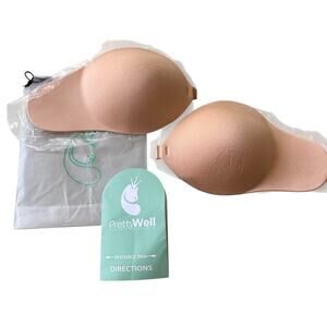 PrettyWell Invisibile Bra Strapless Padded Adhesive Front Closure Beige